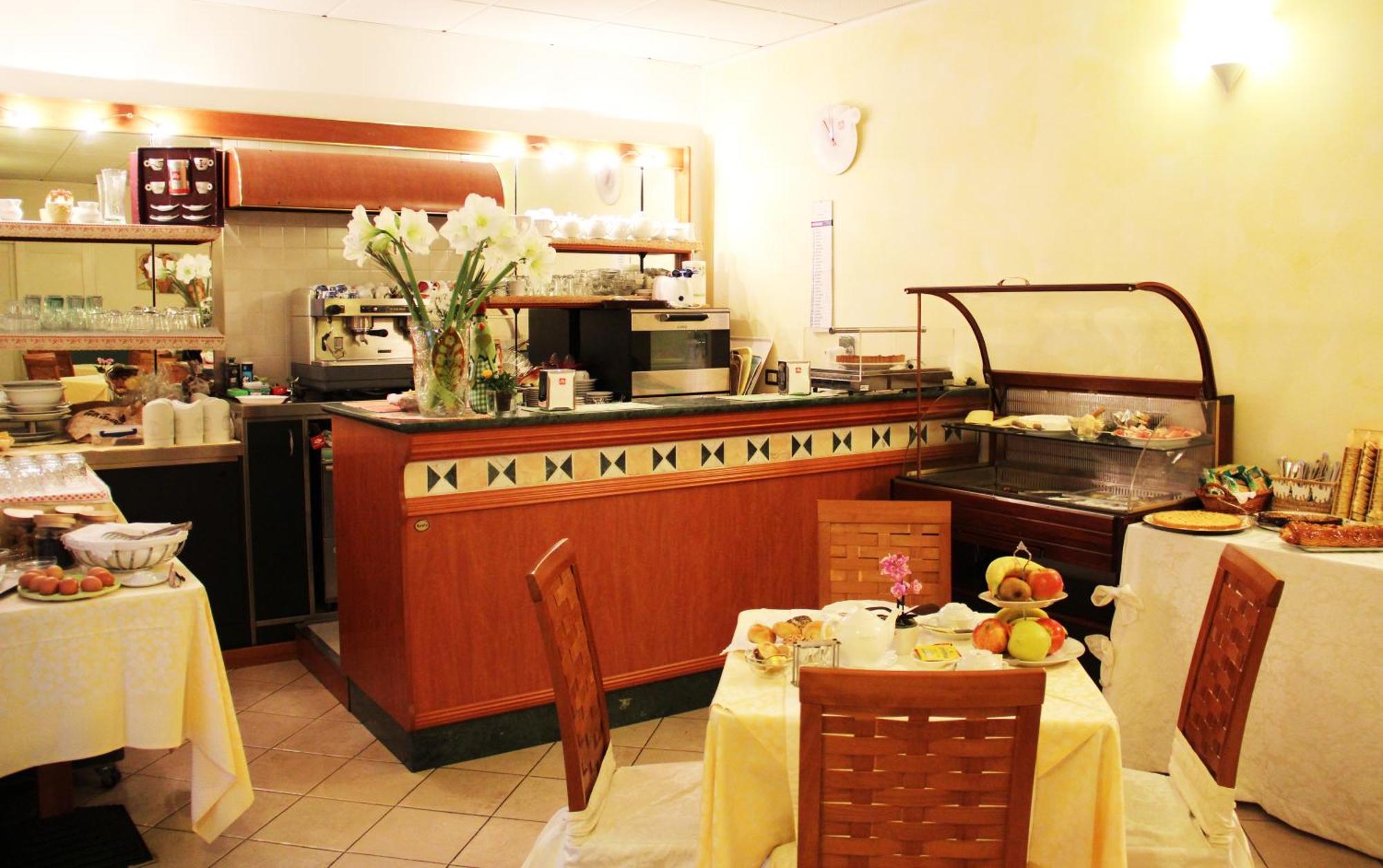 Albergo Al Viale Triest Exterior foto
